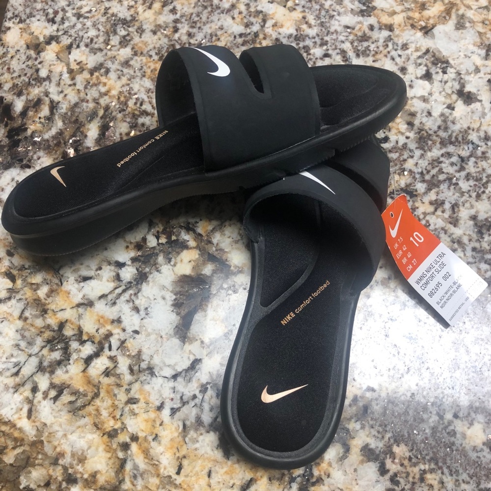 Nike ultra slides!  Brand new w tag!